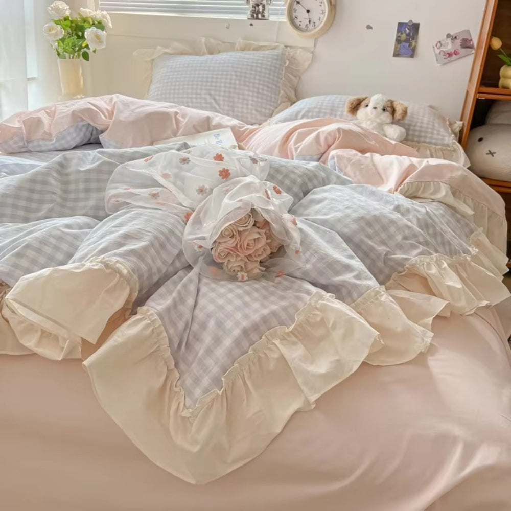 Gingham Check Ruffled Edges Bedding Set