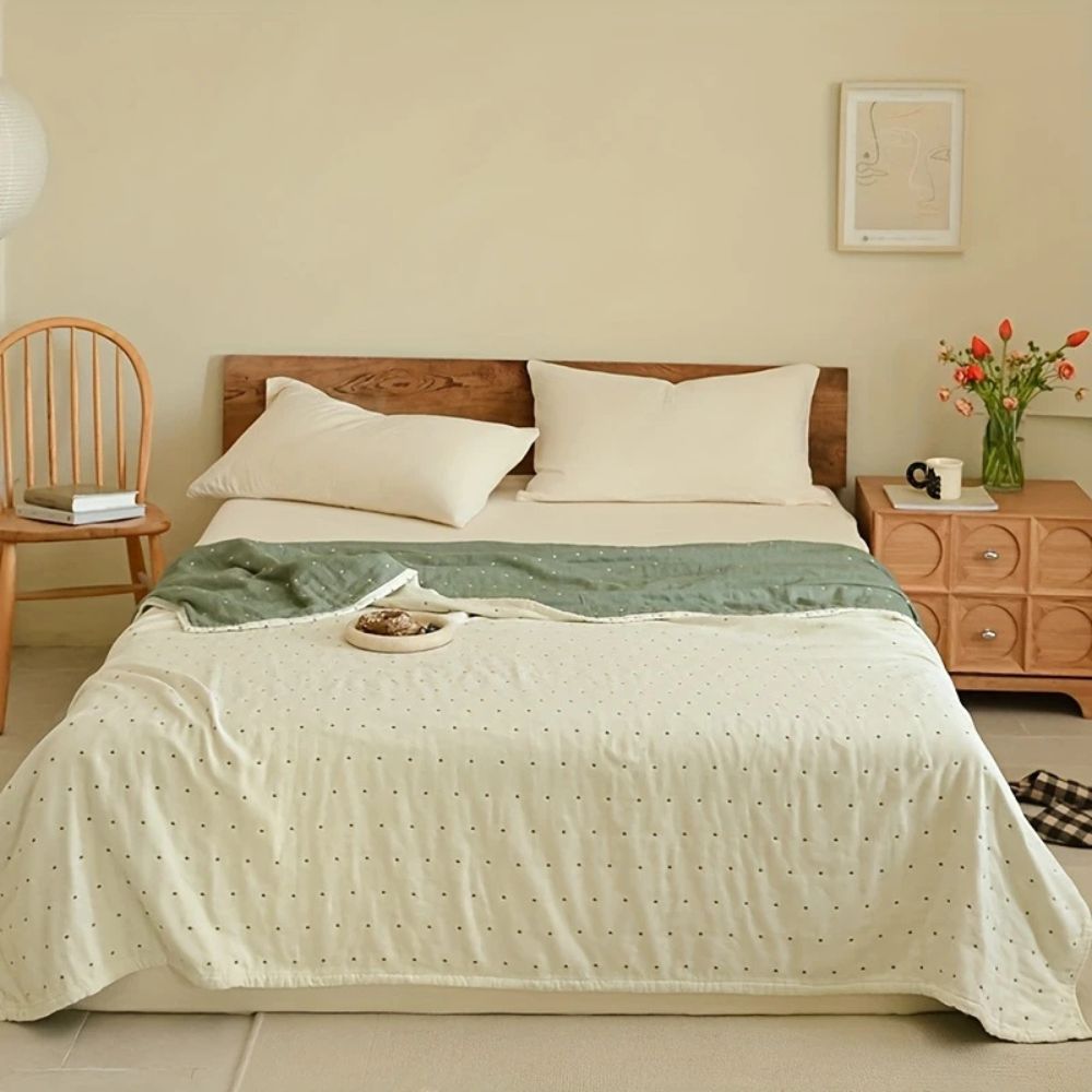 Heart Stitched Double-Spliced Cotton Gauze Blanket